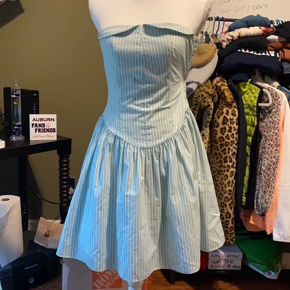 Betsy Johnson Sleeveless Dress 💎👗